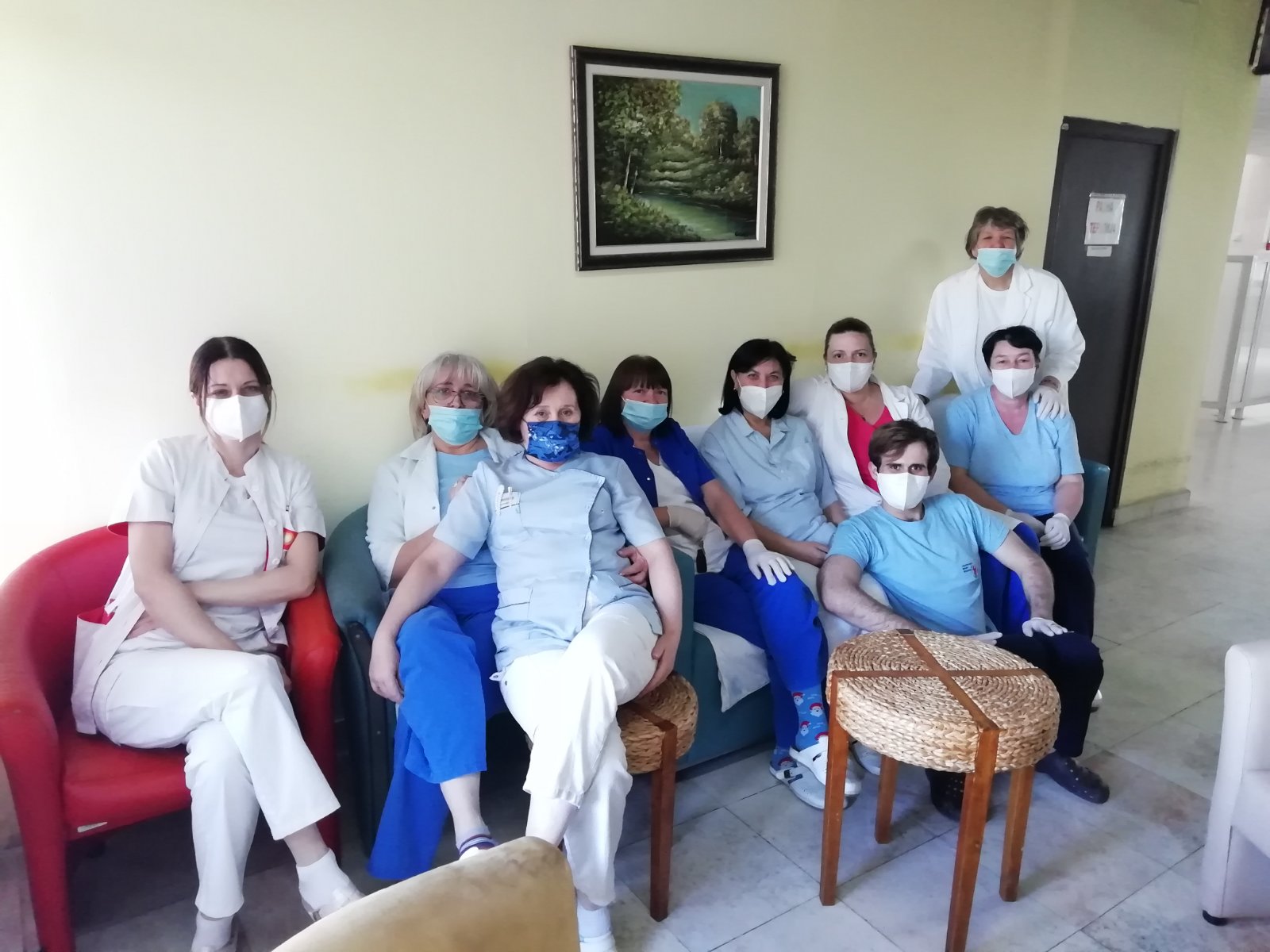 IMG-84970e061b72edf632cdfca0f4af5526-V