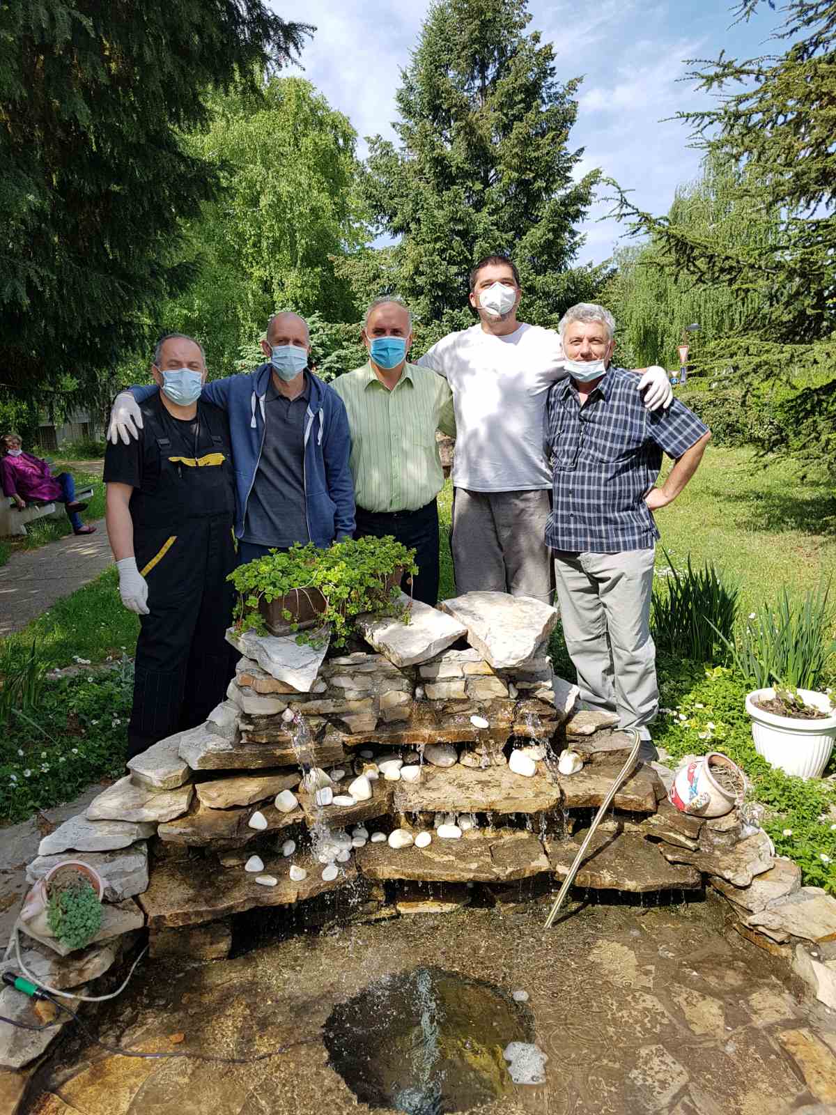 IMG-9e9b955778b304265ef8795d1ab61269-V