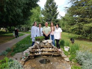 IMG-ab6813d04887df2f986f5ba49d3e7f59-V